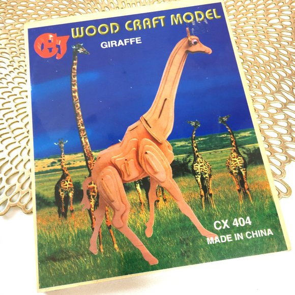 3 D Wood Puzzle Giraffe NWT - Picture 1 of 5